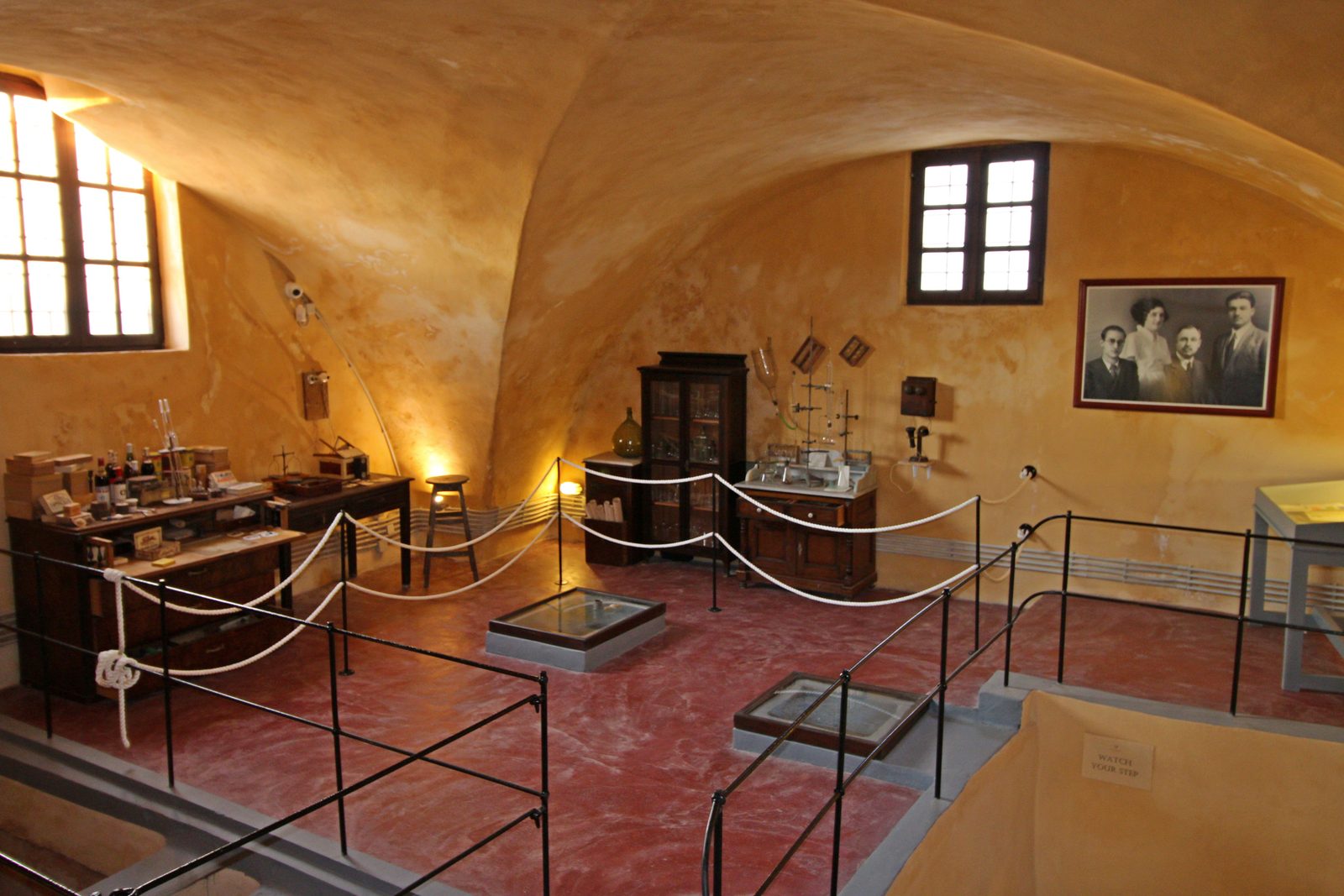 JOUR 11 : Le riche terroir de Santorin